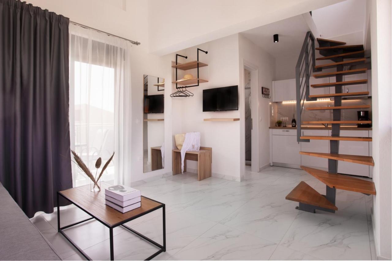 San Giorgio Apartments Nikiti Eksteriør billede